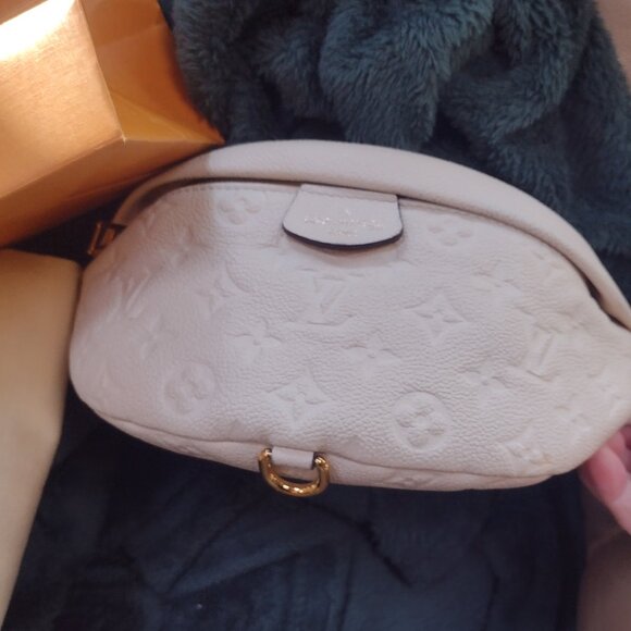 Louis Vuitton EMPRIENTE BUMBAG Créme Monogram Waist Crossbody 🤍 - Picture 8 of 16